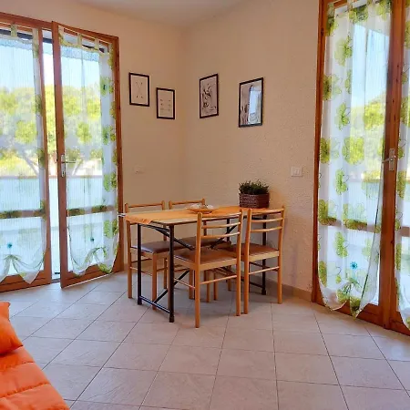 Roma 5 Apartamento *